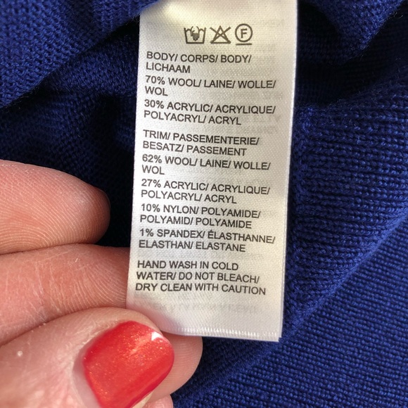 Saks Fifth Avenue Wool Blend Cobalt Blue V Neck Sweater - Picture 5 of 8